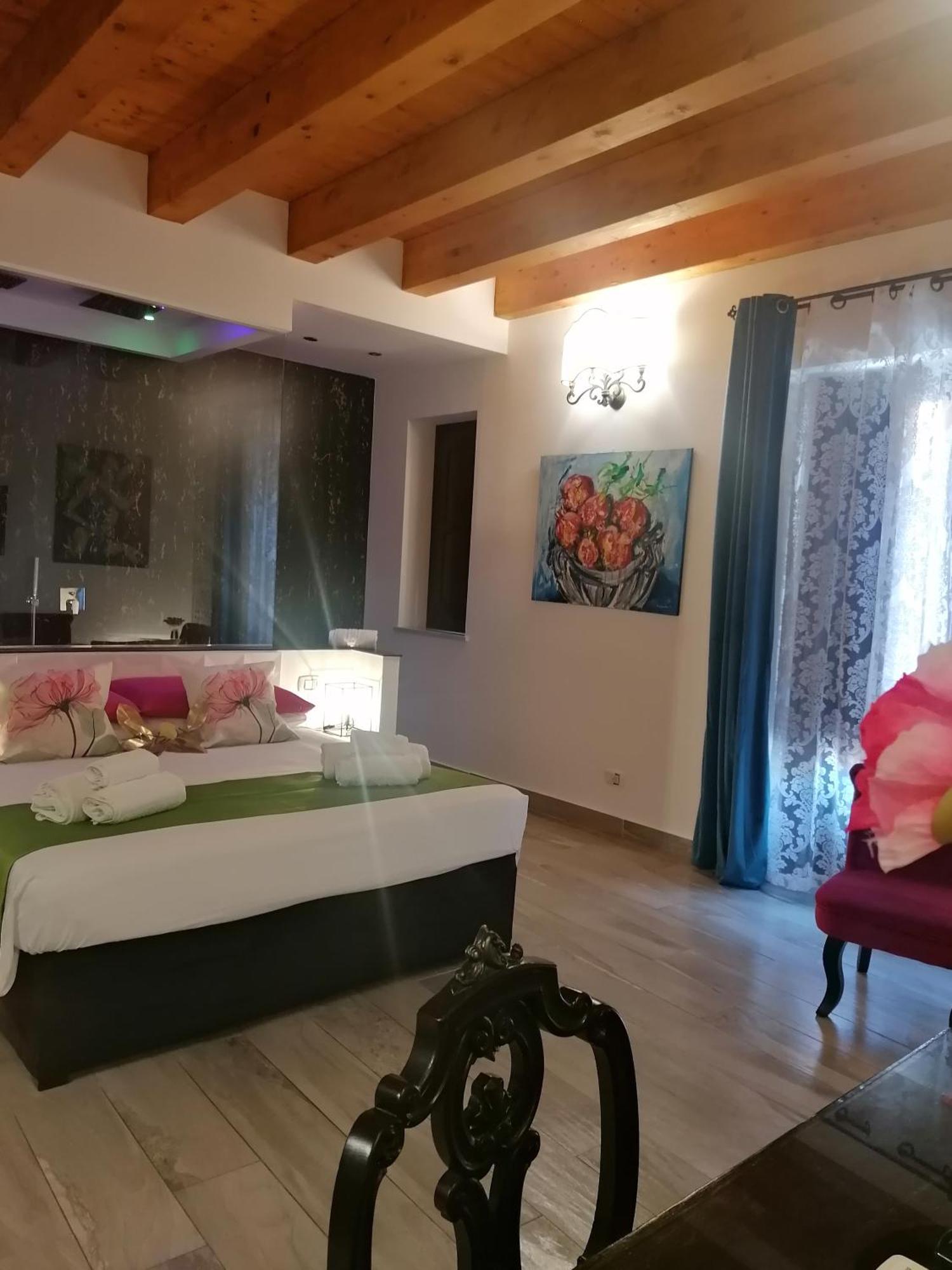 Guest house Casa Busari 2*
